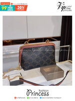 CELINE CLUTCH WITH CHAIN IN TRIOMPHE CANVAS AND LAMBSKIN / CELINE POUCH กระเป๋าสะพายกึ่งคลัทช์ มินิไซส์ เอาใจสาวๆสายสะดวก!! พกพาง่าย สะพายกำลังสวย วัสดุหนังแคนวาส ดีไซน์ใหม่