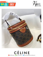 Celine Bucket Bag Canvas สำหรับ Collection กระเป๋าทรงบัคเก็ตสะดุดตาดีไซน์สวยงาม ซิปรอบหูจับแข็งแรง สะท้อนความวินเทจผสมผสานดีไซน์กระเป๋าที่ทันสมัย ตอบโจทย์สาวหัวสมัยใหม่ที่เบื่อ ลายแคนวาสสวยชัด การตัดเย็บประณีต มาพร้อมสายสะพายยาว อะไหล่สีทอง ใครมองหากระเป๋