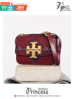 Tory Burch Small Eleanor Patchwork Convertible Shoulder Bag กระเป๋าทรงกล่อง ใบเล็กตัดเย็บจากหนังลูกวัว หนังกลับ และหนังงูนูน พร้อมขอบทาสีด้วยมือ อัญมณีแห่งหัตถศิลป์ ออกแบบมาให้พกพาสะดวก อะไหล่ทองเหลือง