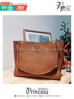 TORY BURCH BRITTEN SMALL SLOUCHY TOTE / TORY TOTE BAG / TORY BAG กระเป๋าสะพายตัวแม่ รุ่น top ที่สวยดูแพง ใช้งานสะดวกมาก ดีไซน์ออกมาได้เรียบหรู ผู้ดี