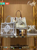 ของแท้ 💯% TORY BURCH FACTORY MONOGRAM JACQUARD TOTE BAG กระเป๋าถือหรือสะพายรุ่นล่าสุดดีไซน์ยอดนิยมจาก TORY BURCH FACTORY OUTLET วัสดุ Woven Jacquard & Leather ทอลาย Jacquard Singnature