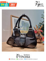 Prada Moon bag / PRADA RE-NYLON AND LEATHER MOON PADDED BAG ใหม่ล่าสุด กับคอลที่ใครๆเห็นก็ต้องรัก ขนาดกำลังน่ารัก ดีไซน์สวยดุ และยังดูแพงได้อีก