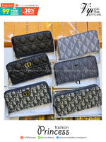 DIOR long wallet zipped กระเป๋าสตางค์ใบยาวซิปรอบ ไอเท็มสุดฮิต ติดทุกกระแส แรงไม่เคยตก รุ่น unisex สีไหนใครๆก็ใช้ได้หมด ❤️ ใบยาวขนาดกำลังเหมาะมือ