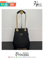 Prada Mariner Re-Nylon small bucket bag กระเป๋าทรงบคเก็ตผ้าไนลอน รุ่นใหม่ โดดเด่นด้วยสายสะพายเป็นเชือก แรงบันดาลใจจากสไตล์การเดินเรืออันเหนือกาลเวลา