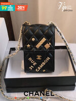 พรีเมี่ยมกิ๊ฟแท้ 100% 】CHANEL VIP GIFT WOC BAG กระเป๋าสตางค์คล้องคอ/ Crossbody ที่กำลังมาแรงมาในตอนนี้ ตัวกระเป๋าเป็นกระเป๋าสตางค์หนังพียูพรีเมี่ยม **อะไหล่ทองทั้งใบ