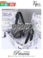 CHRISTIAN DIOR BEIGE AND OBLIQUE MINI SADDLE BAG / Dior Men Bag เกรดใช้งานสลับของแท้ เกรดออริจินอล ภาพสินค้าถ่ายจากงานขายจริง ใช้งานต่างประเทศได้