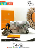 TOP ORI หนังแท้ | LV Steamer Wearable Wallet Bag กระเป๋าสะพายดีไซน์กระเป๋าสตางค์ สีเบจและสีกากี งานแคนวาสเคลือบ Damoflage แต่งขอบด้วยหนัง ขนาดกะทัดรัดใบนี้ผสานหมุดและโซ่