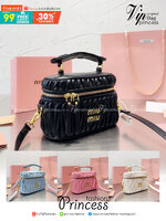 MIU MIU Matelasse nappa leather shoulder bag / MIU MIU BAG พร้อมส่ง 4 สี กระเป๋าสะพายทรงกล่อง ให้ความละมุม ลุคคุณหนูน่ารักสุดๆ คะ