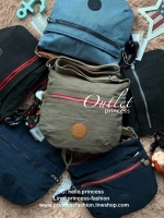 Kipling ARTO Cross-Body Bag กระเป๋าสะพายข้าง วัสดุ100% Polyamide น้ำหนักเบา เปิดปิดด้วยซิปเดียวด้านบน ภายในมีช่องเล็กแตกเป็นสัดส่วน ใส่กระเป๋าสตางค์ยาวและมินิไอแพคได้ ด้านหน้ามีช่องใช้งานเพิ่ม2ช่อง สายสะพายปรับฟรีไซส์ สะพายสายคู่หรือสายเดี่ยวได้ ใช้งานได้