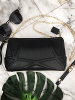 รุ่นขายดี มีสีใหม่มาเพิ่มค่า New Item KEEP black Clutch bag with strap ร กระเป๋าสะพาย ปรับเก็บสายถือเป็น clutch bag ได้คะ มีสายคล้องข้อมือ ขนาดกะทัดรัด พร้อมช่องแบ่งเก็บของได้หลายช่องคะ ใส่กระเป๋าตังค์ มือถือ iphone 6 plus ได้คะ น้ำหนักเบา เข้ากับชุดได้ง่