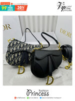 DIOR Mini Saddle Bag with Strap Blue Dior Oblique Jacquard / Black Grained Leather กระเป๋าสะพายทรงอานม้าเอกลักษณ์ของแบรนด์แห่งตำนานความหรู