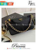 PRADA Tessuto Nylon Convertible Clutch Sling Bag / PRADA nylon crossbody bag เกรดใช้สลับใบจริง หนังแท้ ออริจินอล ใช้งานต่างประเทศได้ รุ่นในตำนานจริงๆ ค่ะ ณ ปัจจุบันยังสวยอยู่ และยังเป็นรุ่นนี้ลูกค้าเรียกร้องตลอดจริงๆ อะไหล่ โซ่เงาสวย