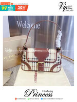 BURBERRY VINTAGE BAG / Burberry Shoulder Bag กระเป๋าสะพายไหล่ลายวินเทจ สวยคลาสสิก โทนสีใช้งานง่าย หลายโอกาศ วัสดุ PVC Canvas อย่างดี สวยอยู่ทรง ไอเท็มแนะนำ Must Have!