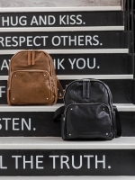 ใหม่ล่าสุด เลยค่า กระเป๋าเป้ทรงน่ารักมากๆๆๆ จากแบรนด์ KEEP รุ่น Gotta backpack ( รุ่นหนัง ) **พิเศษสุดๆ รุ่นนี้ ฟรี ฟรี !!! Set Robot Backpack เข้า set กับกระเป๋า มูลค่า 690฿ ดีเทลกระเป๋า 🧢👟👟 >ตัวกระเป๋าทำจาก หนังวัวสังเคราะห์ ล