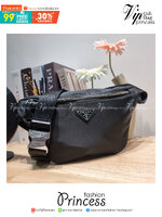 PRADA NYLON BUM BAG / PRADA Nylon Belt Bag กระเป๋าคาดอก รุ่นยอดฮิต ที่ใครๆก็ตามหา ด้วยดีไซน์คลาสสิค ใช้งานง่าย คล่องตัวสุดๆ เปิด-ปิดด้วยซิป ภายในโล่งกว้าง