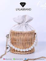 LYLABRAND 🔔 กระเป๋าตะกร้าทรงกลม ใบนี้บอกเลยน่ารักมากๆ สวยหรูดูแพง สะพายไหล่ใช้ง่ายเข้ากับทุกชุดค่ะ