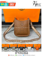 HERMES Evelyne TPM Bag The Perfect Mini Crossbody Bag 17cm กระเป๋าทรงโท้ทแบรนด์หรู เอกลักษณ์ของความสง่างาม เกรดออริ สลับแท้ 1:1 ใช้งานต่างประเทศได้