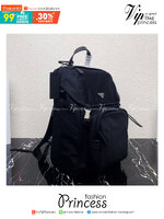 Prada logo-plaque multi-pocket backpack / PRADA backpack พร้อมส่งที่ไทย กระเป๋าเป้ไนล่อนพราด้า **สินค้าเกรดท็อปออริจินอล 1:1 สลับแท้ ใช้งานต่างประเทศได้ งานสวยตามรูป ภาพถ่ายจากงานขายจริง
