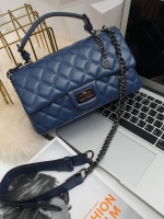 สินค้าเข้าใหม่ KEEP รุ่น Coco chain handbag ✨กระเป๋าทรงหรูวัสดุทำจากหนังแกะสังเคราะห์ หนัง นิ่ม ฟู ตึง สวยอยู่ทรงตามแบบฉบับของแบรนด์ รุ่นใหม่ตัวนี้ปักลายตารางสวยหรู การเย็บประณีตทุกตาราง อะไหล่สีดำ เงา เกรดพรีเมี่ยม ✨รุ่นนี้ดีไซน์มีหูหิ้ว สา