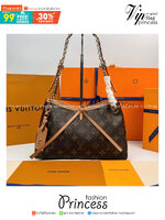 ORI หนังแท้ | LV CarryAll BB bag Monogram 26cm กระเป๋าสะพายสุดไอคอนิกปรับโฉมใหม่ประจำฤดูกาลในดีไซน์สุดชิคที่ใช้งานได้ตั้งแต่เช้าจรดค่ำ กระเป๋า Monogram แคนวาส ตกแต่งสายโซ่สีทองงดงาม
