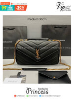 ORI | หนังแท้ 30cm YSL loulou medium in matelassé กระเป๋าสะพายทรงสวยคลาสสิค มาพร้อมใบเล็กใส่การ์ด งานหนังแท้สมผัสนุ่มมือตะเข็บเย็บลายเชฟรอนสวยเป็นเอกลัษณ์ ด้วยดีไซน์เรียบหรู ใช้ได้บ่อยไม่มีเบื่อ