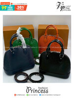 RI หนังแท้ | LV Alma BB bag handbag Epi grained leather กระเป๋าสะพาย/กระเป๋าถือ คลาสสิกเหนือกาลเวลา หนัง Epi มีลวดลายเฉพาะและสีสวยงามทั้งใบ