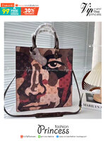 LV Sac Plat NV / LV Tote Bag พร้อมส่ง กระเป๋าสะพายมินิโท้ท ลิมิเต็ดลายใหม่ ฉีกทุกกฏเพราะใช้ได้แบบยูนิเซ็กส์ ใช้งานได้ง่ายด้วยหูจับ พร้อมสายสะพายยาวถอดออกได้