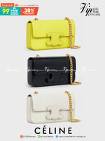 หนังแท้ CELINE CHAIN SHOULDER BAG CUIR TRIOMPHE IN SHINY CALFSKIN ANIS / CELINE TRIOMPHE SHOULDER BAG หนังแท้ทั้งใบสวยหรู แบบใหม่ล่าสุด โลโก้หนังคลาสิกที่สุดค่ะ จุของได้กำลังดี เหมาะกับสาวๆในวันที่อยากครอสบอดี้ชิลๆ ห้ามพลาดค่ะ!