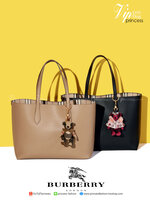 BURBERRY Leather Haymarket Check Medium Reversible Tote Bag กระเป๋าสะพายไหล่ทรงช้อปปิ้ง ทรงคลาสสิค ฮิตตลอดกาล