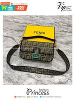 FENDI Baguette Brown FF jacquard fabric bag กระเป๋าสะพายทอลายโมโนแกรม อะไหล่สีทองหรูหรา ถอดสายถือเป็นคลัชได้สุดคุ้ม