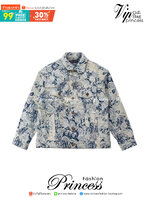 LV Classic Denim Jacket / LOUIS VUITTON Jacket เสื้อแจ็คเก็ตเดนิมทรงคลาสสิก เกรดออริจินอล มีป้ายแท็กที่คอเสื้อ ใส่ได้ทั้งผู้หญิงผู้ชาย พร้อมส่งที่ไทย ภาพสินค้าถ่ายจากงานขายจริง ใช้งานต่างประเทศได้