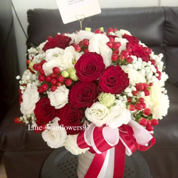 แจกันดอกไม้สด แจกันดอกไม้ แจกันดอกไม้แสดงความยินดี