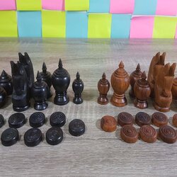 ตัวหมากรุกไทยไม้สักขนาดมาตรฐาน