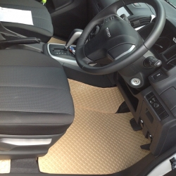 พรมปูพื้นรถยนต์ISUZU D-MAX 4D ปี2012-18 ดีแม็ค 4ประตู พรมกระดุม สีครีม เต็มคัน