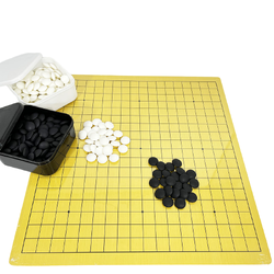 ชุดกระดานหมากล้อมไม้บาง0.3cm 19และ13าส้น.พร้อมเม็ดหมากเมลามีนนูนสองด้านพร้อมโถสี่เหลี่ยม