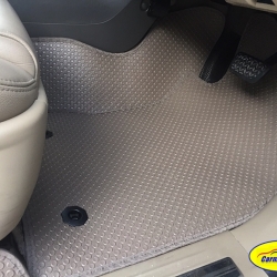 พรมกระดุมเม็ดเล็ก TOYOTA PRIUS เข้ารูป เต็มคัน ตรงรุ่นรถ