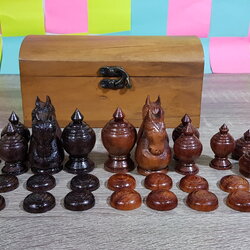 ตัวหมากรุกไทยชุดพลรามพร้อมกล่องแบบหีบล็อค