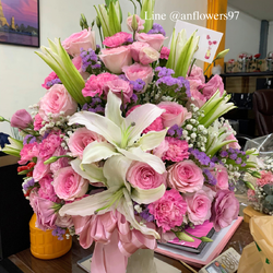 แจกันดอกไม้สด แจกันดอกไม้ แจกันดอกไม้แสดงความยินดี