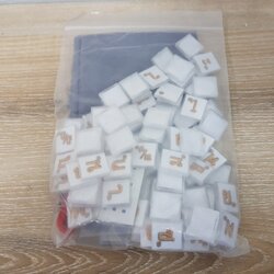 ตัวเบี้ยสำรองคำคมแบบใส รุ่นทั่วไป 104 ตัว (Kumkom Game Tile)