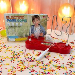 เกมขดลวดไฟฟ้าทดสอบสมาธิ Electric maze game