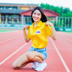 เสื้อเหลือง เสื้อกีฬาคอปกTHAILAND สีเหลือง(ผ้ามัน)