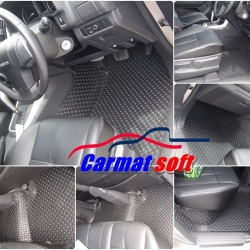 พรมปูพื้นรถยนต์ Isuzu D-Max 4D ปี2012-18 ดีแม็ค 4ประตู พรมลายกระดุม สีดำ เต็มคัน
