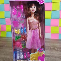 ตุ๊กตาผู้หญิงพร้อมชุดร้องเท้าและเครื่องประดับ (No2610-P65)