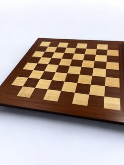 กระดานหมากรุกสากลไม้ช่อง 5x5 cm.ช่องน้ำตาลและขาว