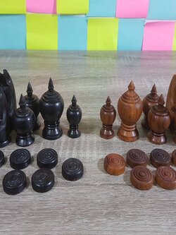 ตัวหมากรุกไทยไม้สักขนาดมาตรฐาน