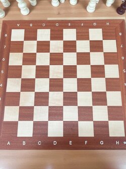 กระดานหมากรุกสากลไม้มีเลขกำกับขนาด48x48 cm. หนา1.2 cm. ช่องขนาด5x5 cm.