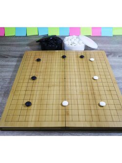 ชุดหมากล้อมกระดานไม้กระดาน19เส้นพร้อมเม็ดหมากล้อมเมลามีนพร้อมโถพลาสติกทรงกลม