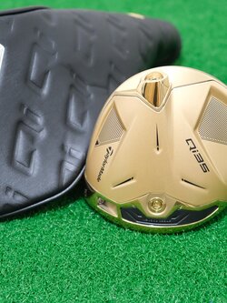 2025 TAYLORMADE QI35 DESIGNER SERIES MATTE GOLD 10.5* DRIVER - HEAD ONLY + HEADCOVER