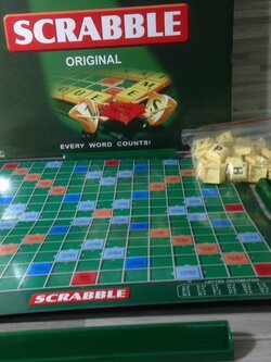 สแครบเบิ้ลเกมต่อคำศัพท์ภาษาอังกฤษไซส์ใหญ่ (Scrable)