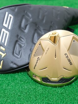 2025 TAYLORMADE QI35 MAX DESIGNER SERIES MATTE GOLD 10.5* DRIVER - HEAD ONLY + HEADCOVER